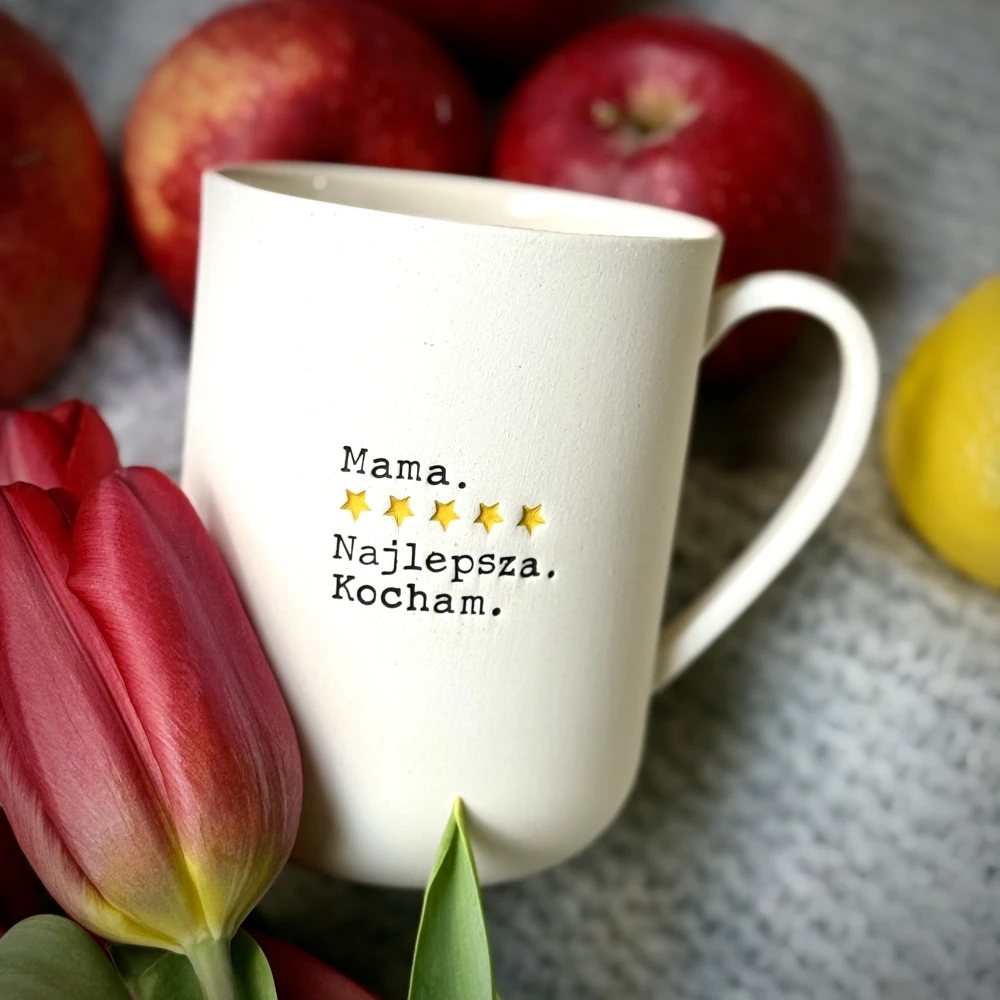 Kubek z uchem MAMA. NAJLEPSZA. KOCHAM. 400 ml