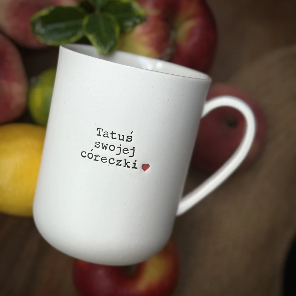 Kubek z uchem TATUŚ SWOJEJ CÓRECZKI 400 ml